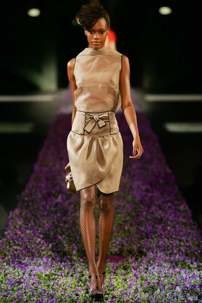 Look 32